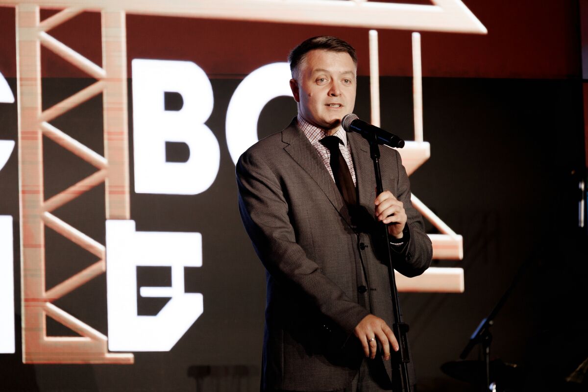 В лучах софитов, под гул аплодисментов: 14 девелоперов получили премию «Искусство строить — 2025» в Нижнем Новгороде - фото 22