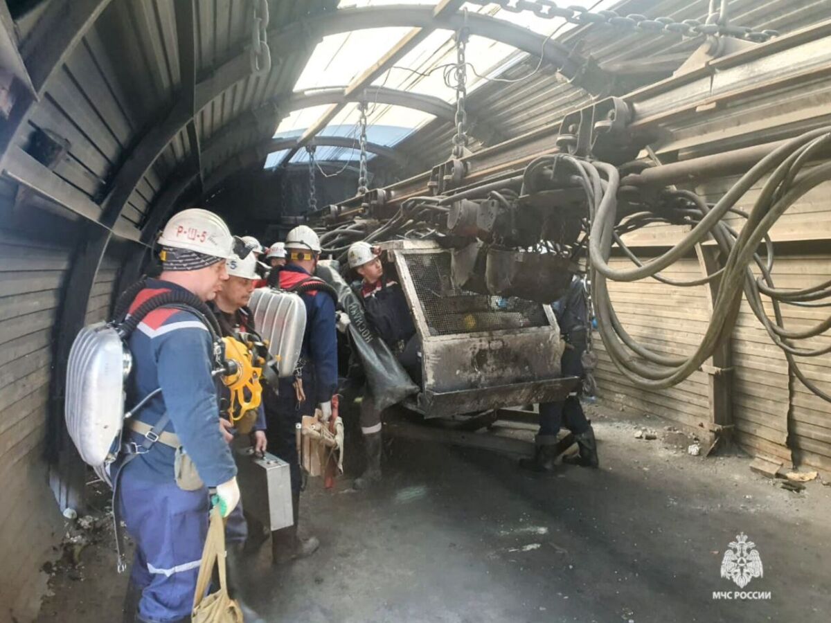 На Дону закончилась операция по спасению шахтеров из-под завалов - Фото 1