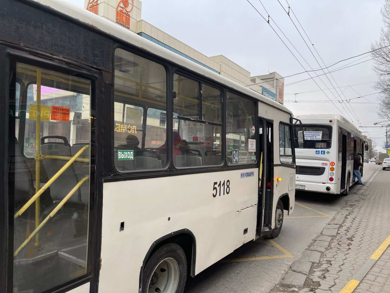 Проезд в автобусе ростов. Новые автобусы в Ростове на Дону. Маршрутный автобус. Маршрут 67. Фото из автобуса.