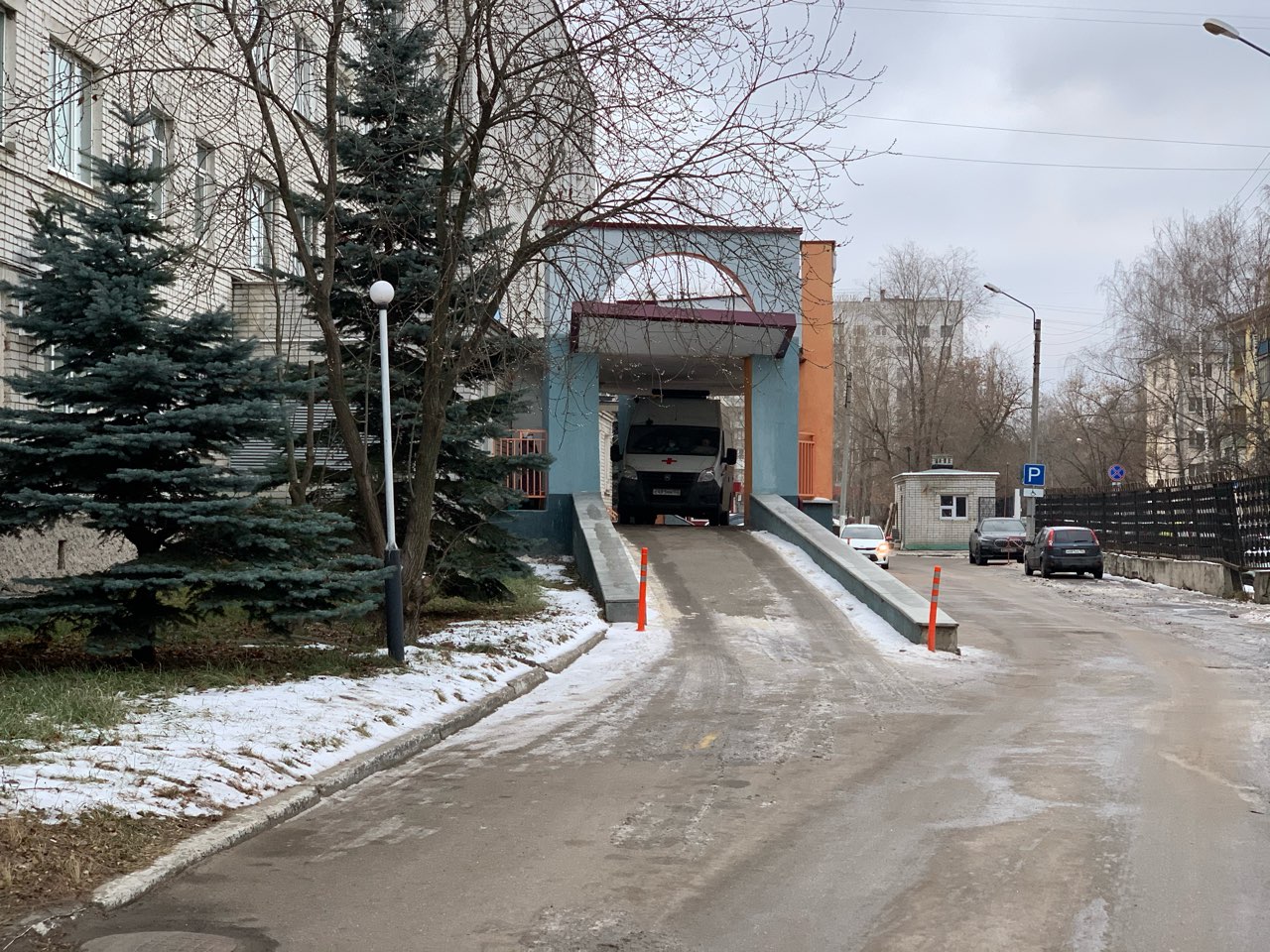 Нижегородская область сэкономила порядка 35 млн рублей на торгах по капремонту школ и больниц в апреле - фото 1