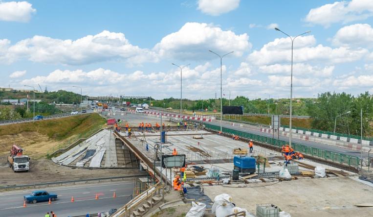 В Ростовской области отремонтировали два путепровода на трассе М-4 «Дон» - фото 1