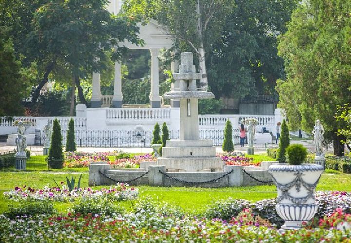 Средства на ремонт парка Горького рассмотрят не раньше 2026 года - фото 1