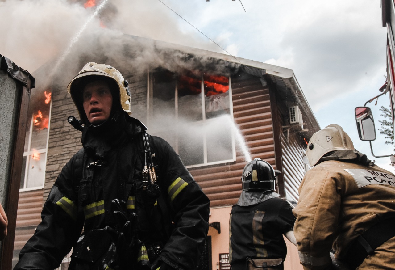 В Воронеже озвучили неофициальную версию пожара в отеле «Шале» - фото 1