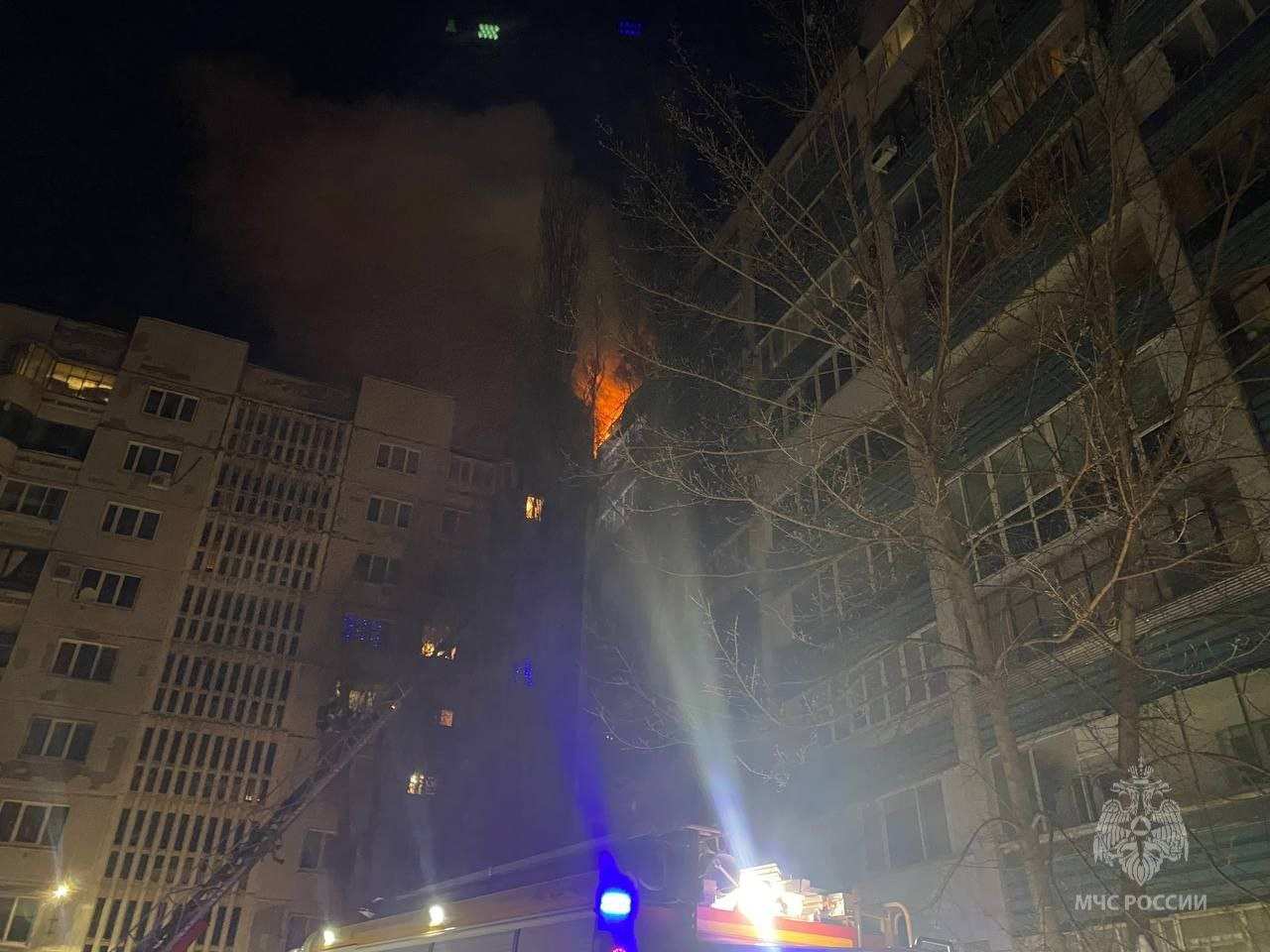 Один человек погиб при взрыве бытового газа в жилой девятиэтажке в Самаре - фото 1